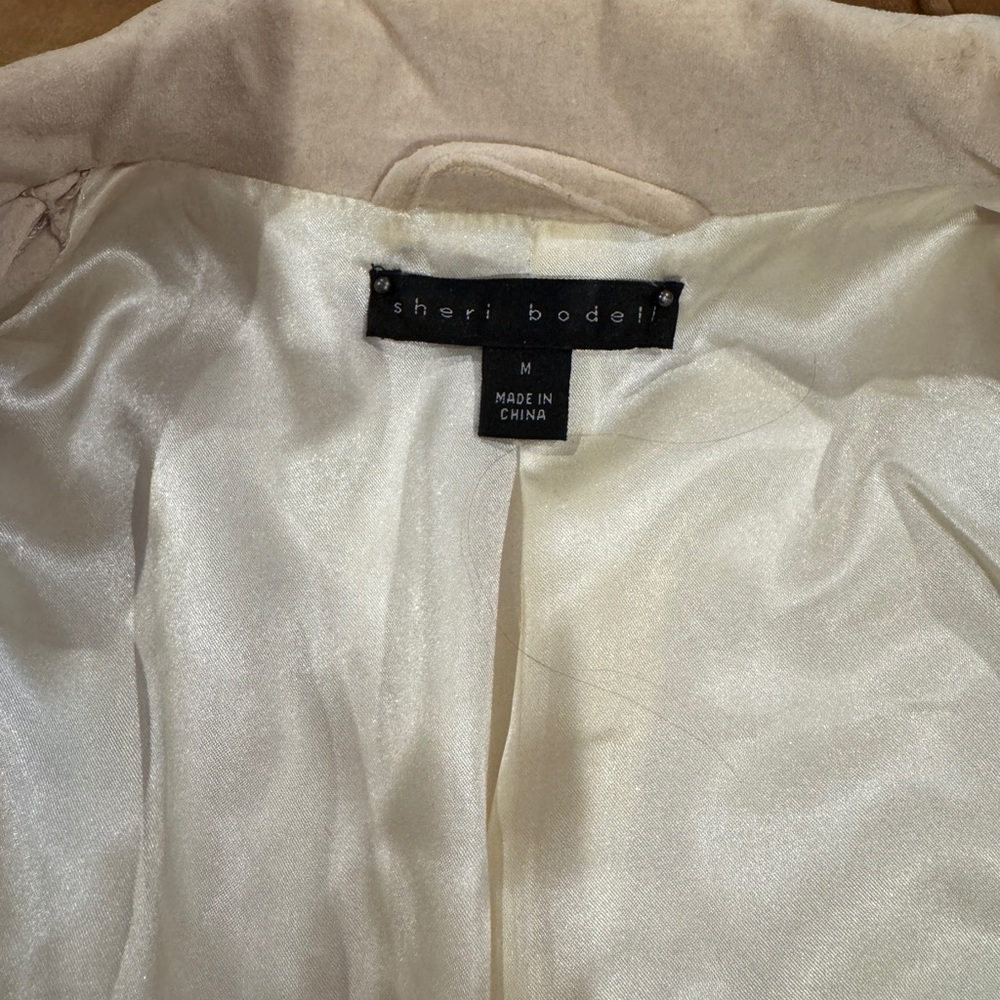 Sheri Bodell ruffled suit blazer ￼ - Picture 2 of 6